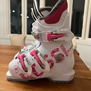 Kids ski boot size 17.5
